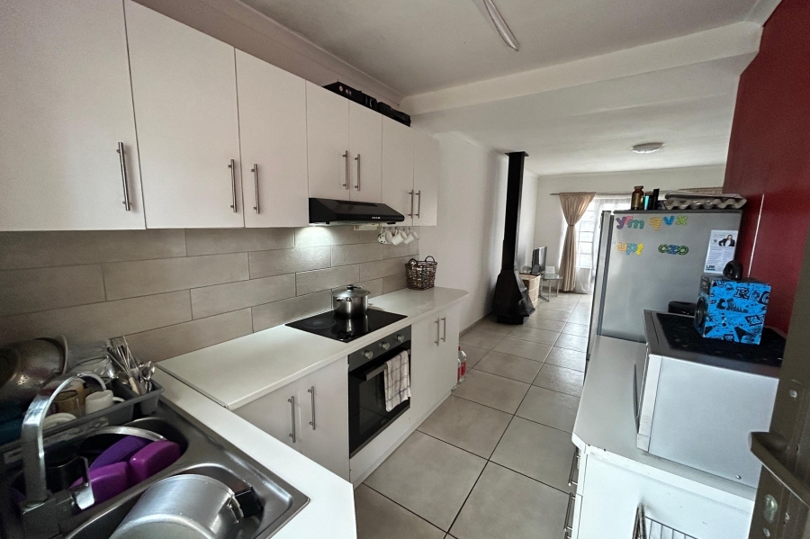 3 Bedroom Property for Sale in Wetton Western Cape